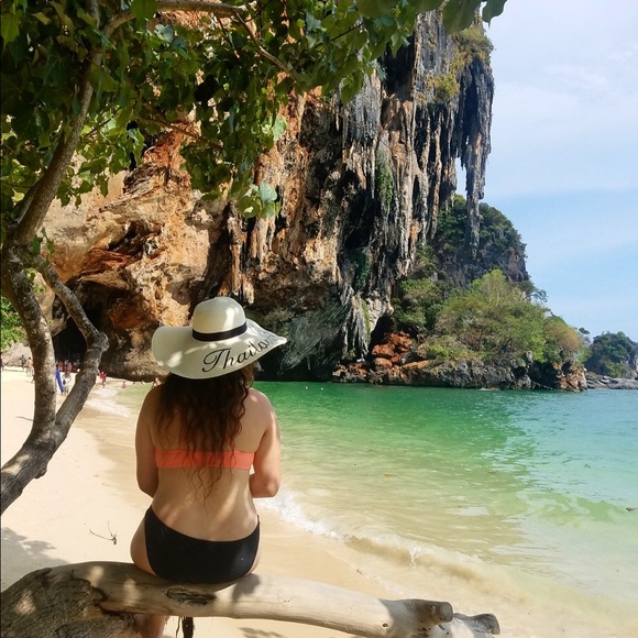 Thailand Vacay ๐ - Picture 4 of 7